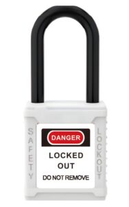 Productos candado de seguridad aislado color blanco